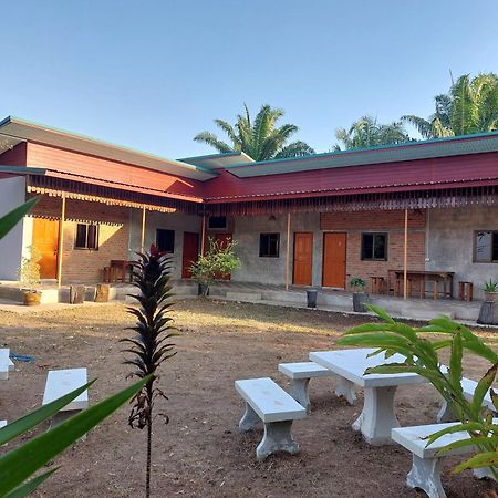 Yoga Homestay Seka Exterior photo